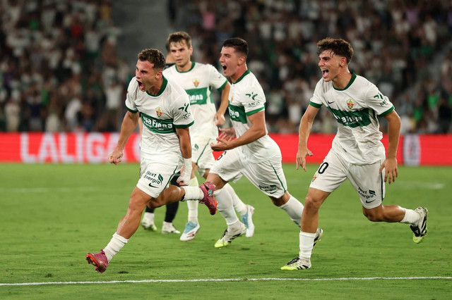 soi-keo-Elche-vs-Girona-5